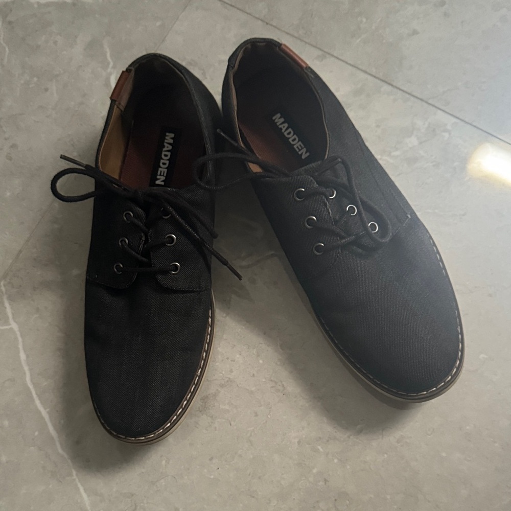 Steve Madden Black Oxford Shoes